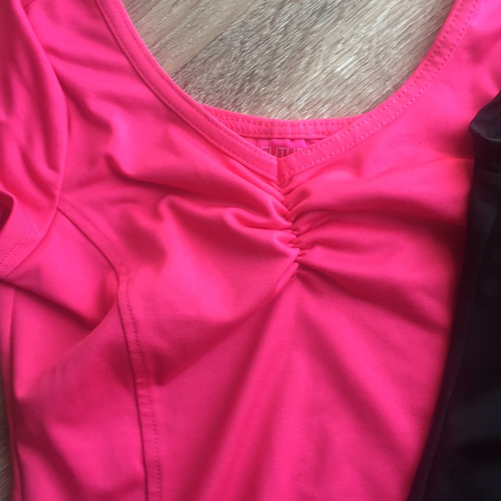 Leotards - Picture 2 of 4